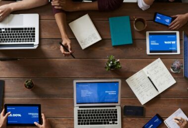 Relationship Selling: Closing Deals by Building Meaningful Connections