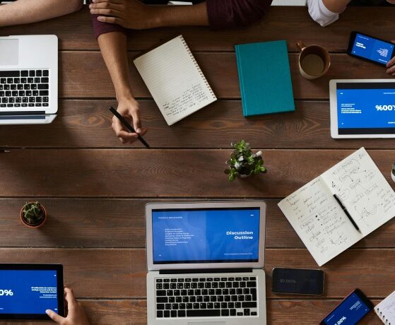 Relationship Selling: Closing Deals by Building Meaningful Connections
